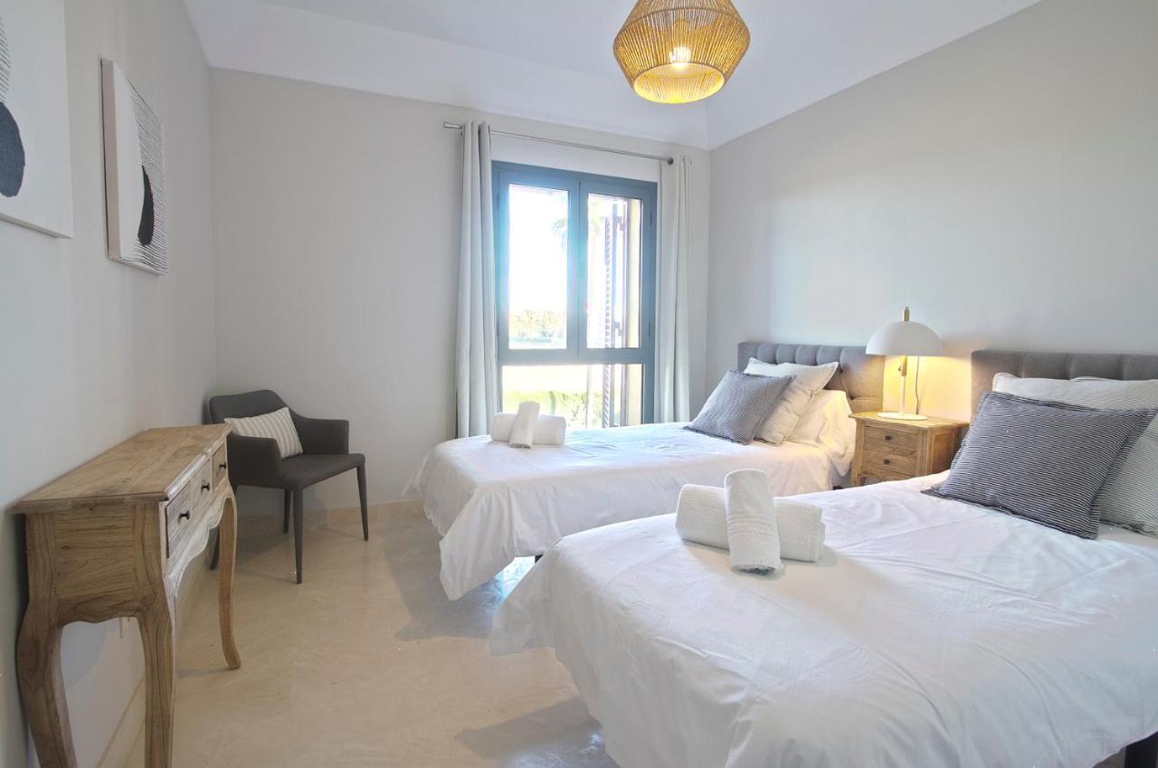 Sotogrande Alboaire- Waterfront Luxury 4 Bedroom Apt In The Marina Of ソトグランデ エクステリア 写真