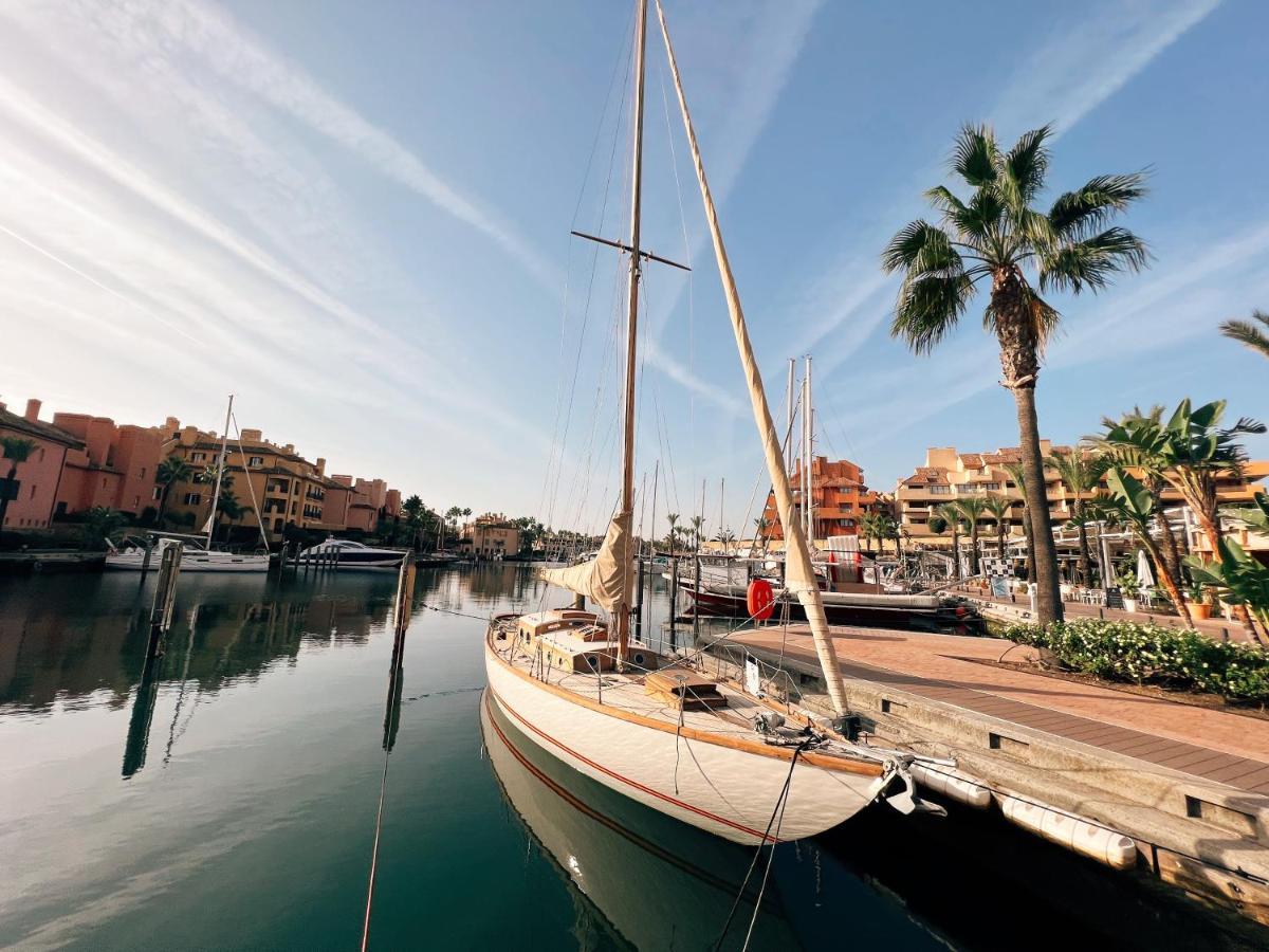 Sotogrande Alboaire- Waterfront Luxury 4 Bedroom Apt In The Marina Of ソトグランデ エクステリア 写真